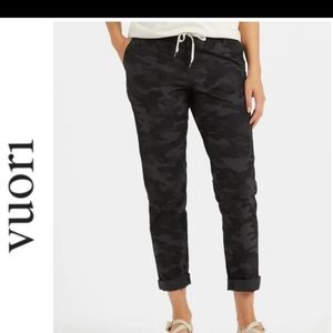 Vuori Womens Ripstop Pant Black blue grey Camo Xsmall